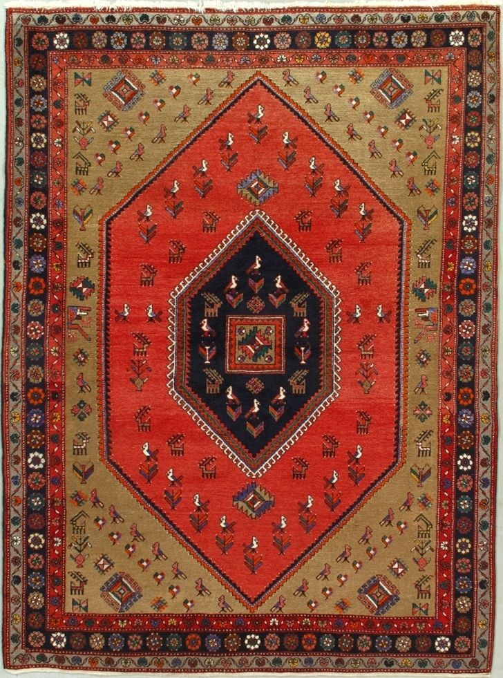 Persian Qashqai rug, 7'1