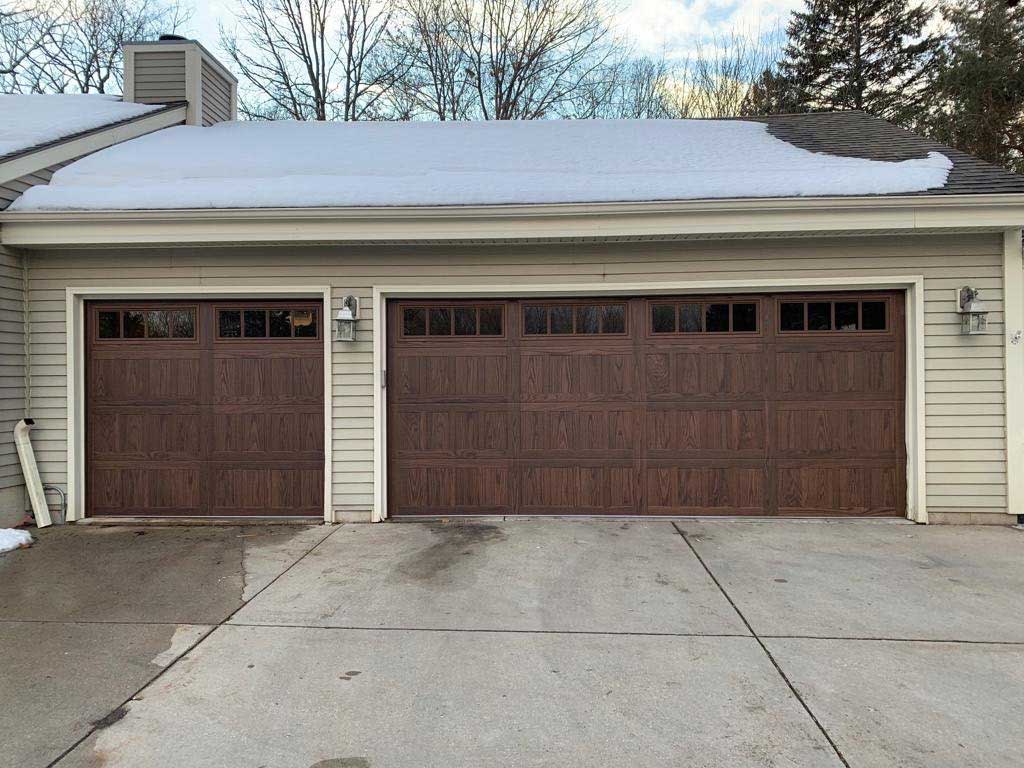 Garage Doors Milwaukee, WI Just Pro Garage Doors