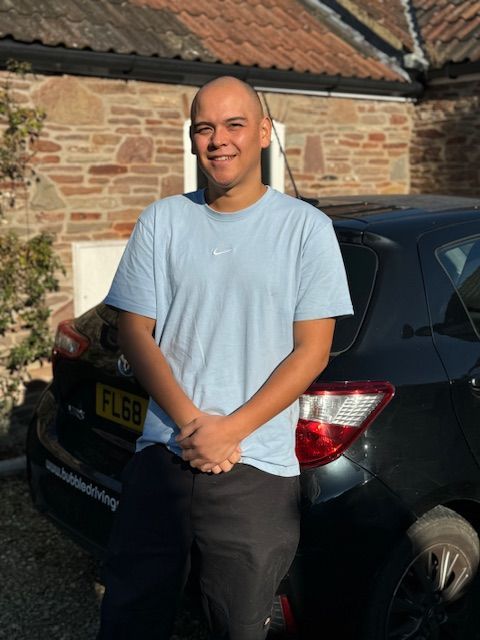 Dan C-L, Manual driving lessons in knowle west, brislington, stockwood, south ville, bedminster.