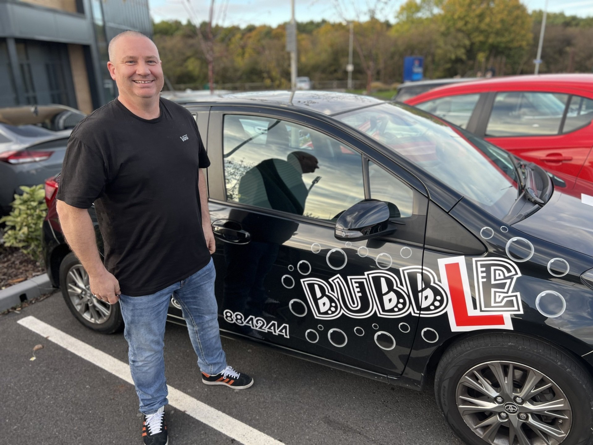 Ross l offering manual driving lessons in longwell green and bath