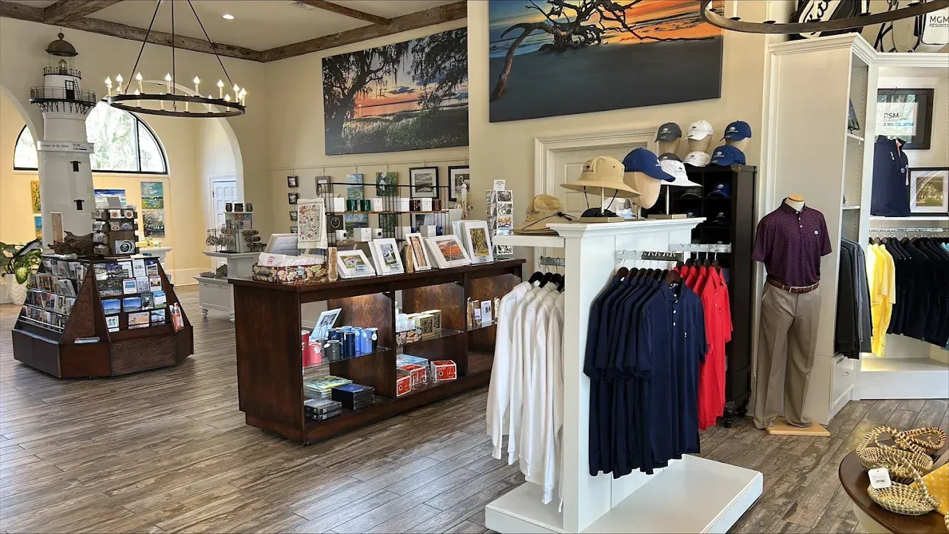 Retail store merchandising layout improving product flow and sales performance