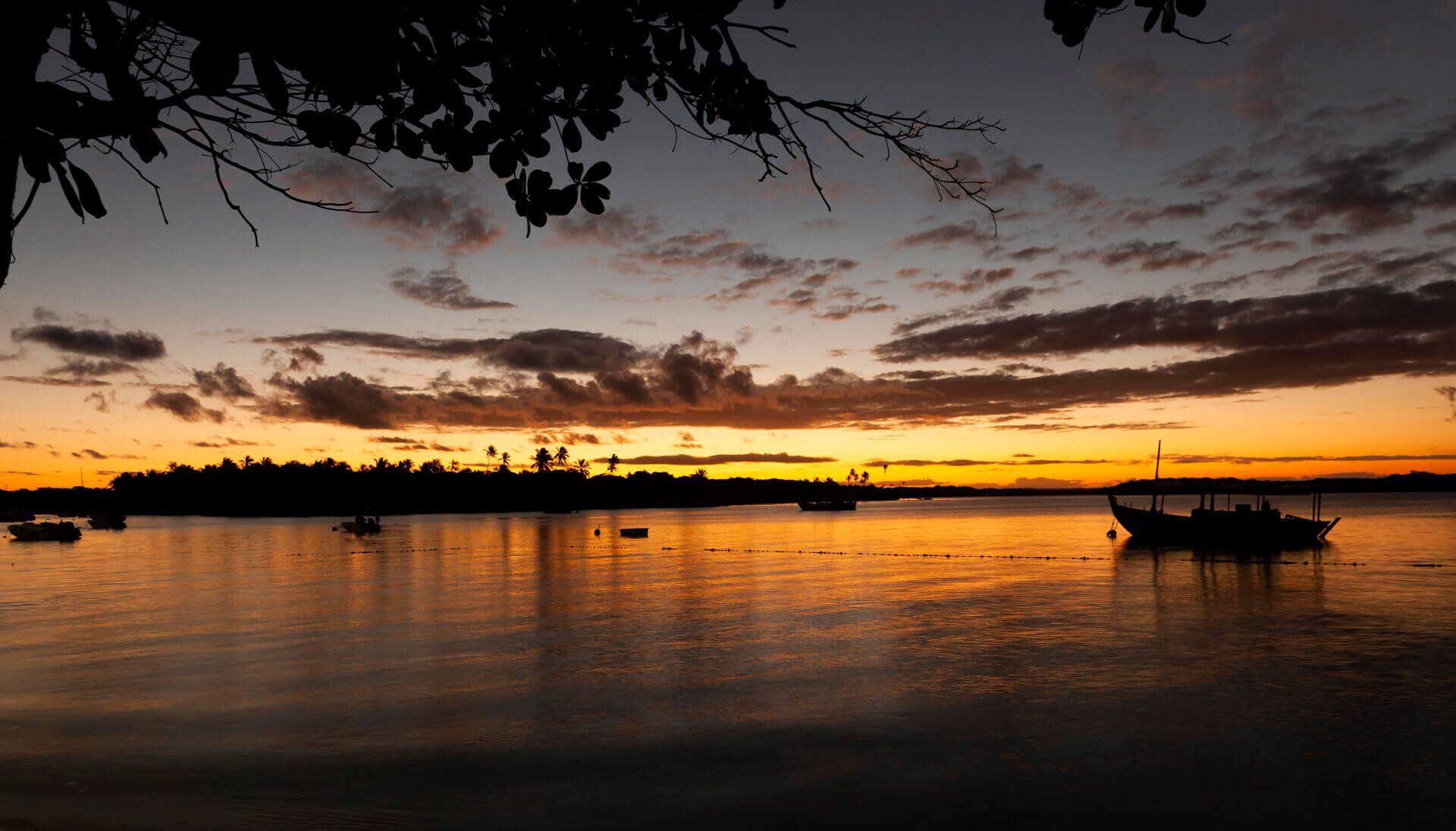 por do sol vista da praia de Boipeba