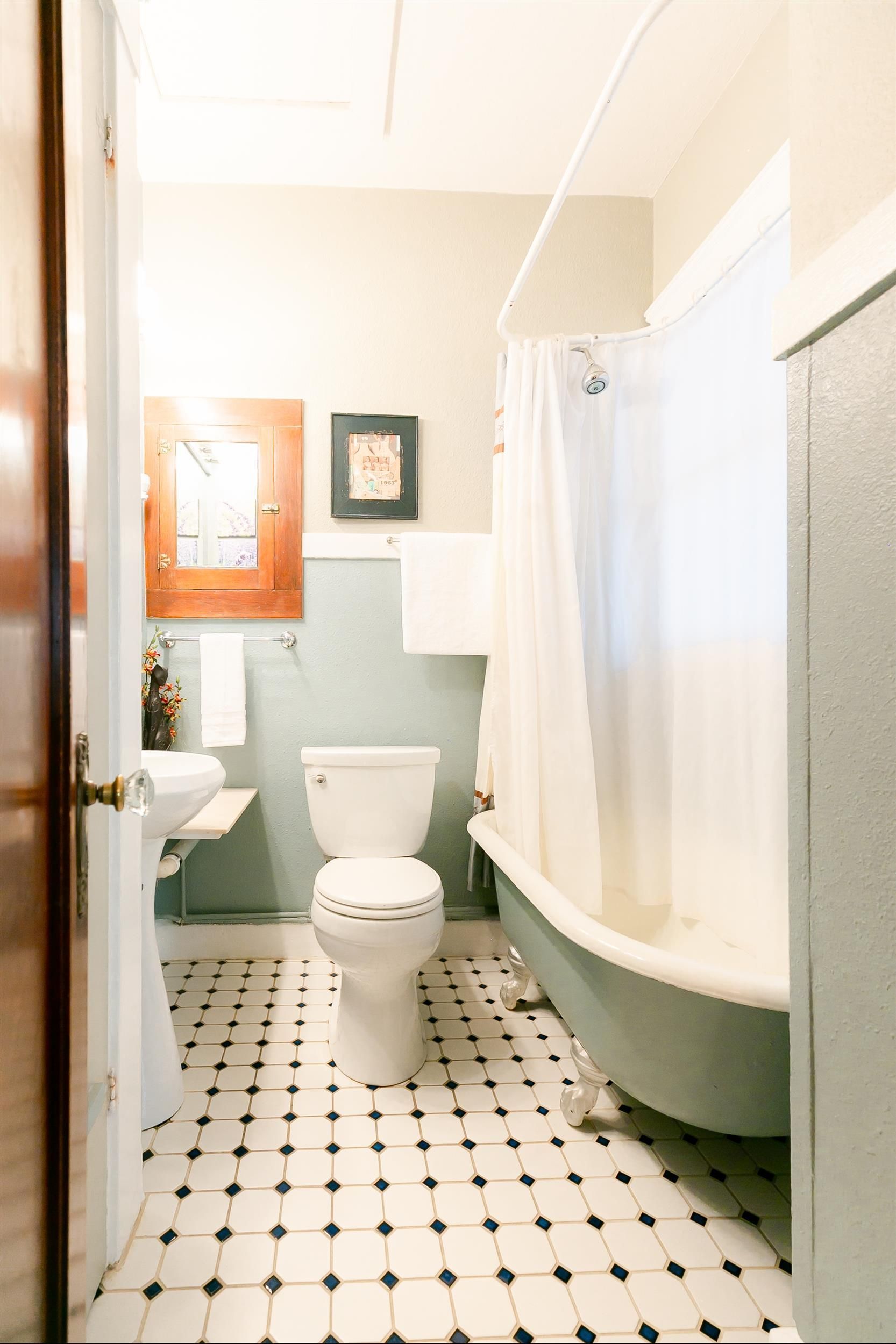Mudville Flats — photo 8 of 27
