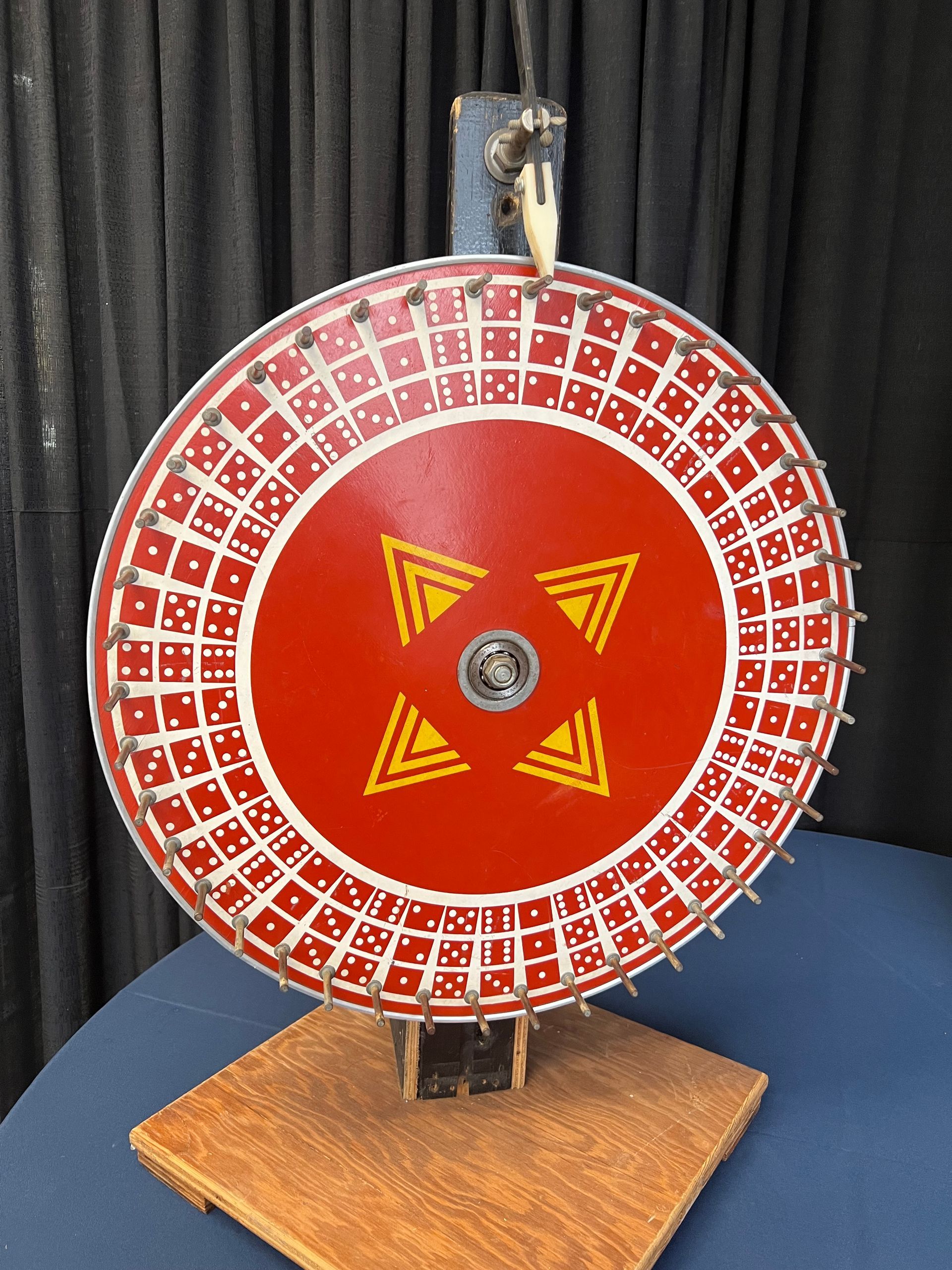 CHUCK A LUCK WHEEL