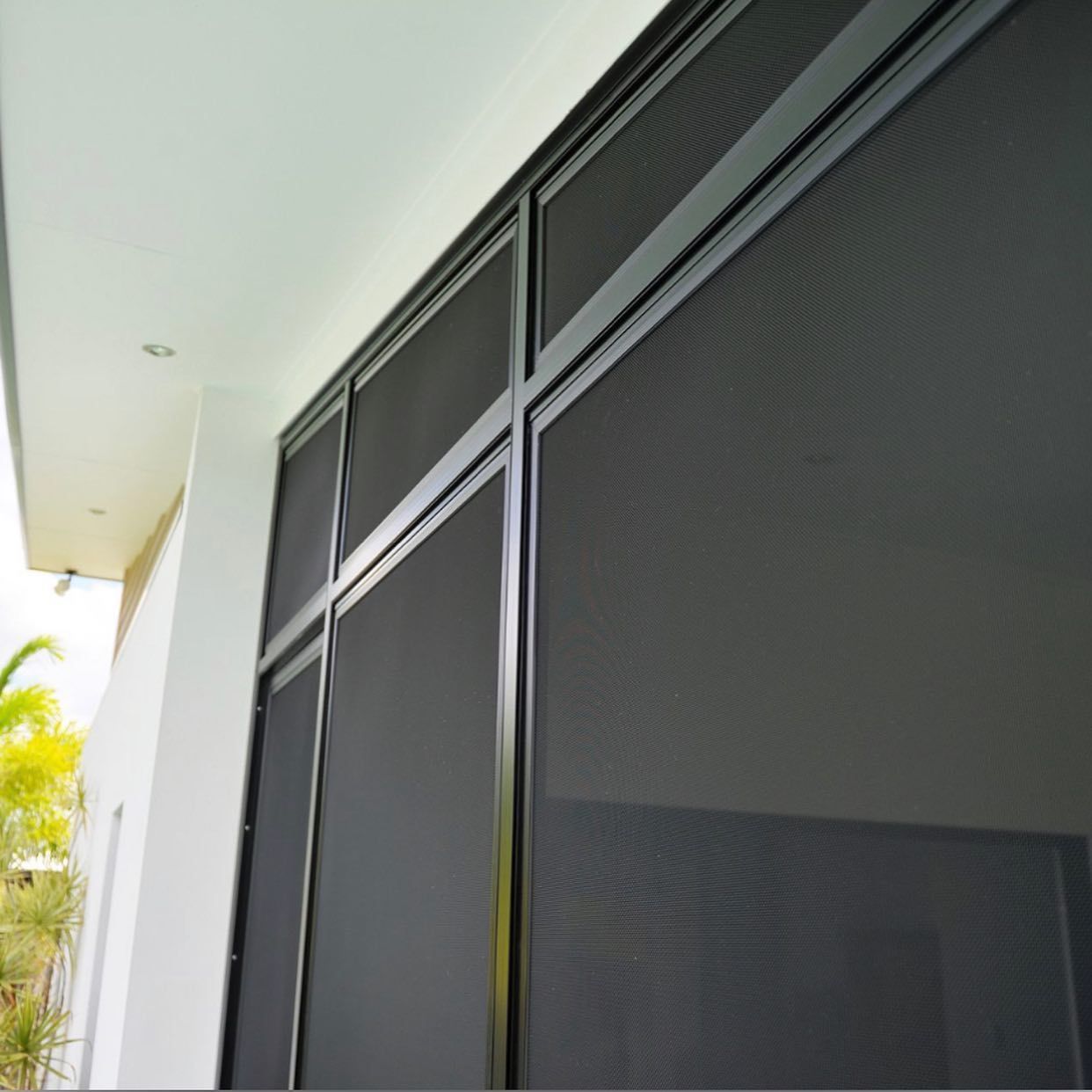 Custom fitted window security screens Bundaberg
