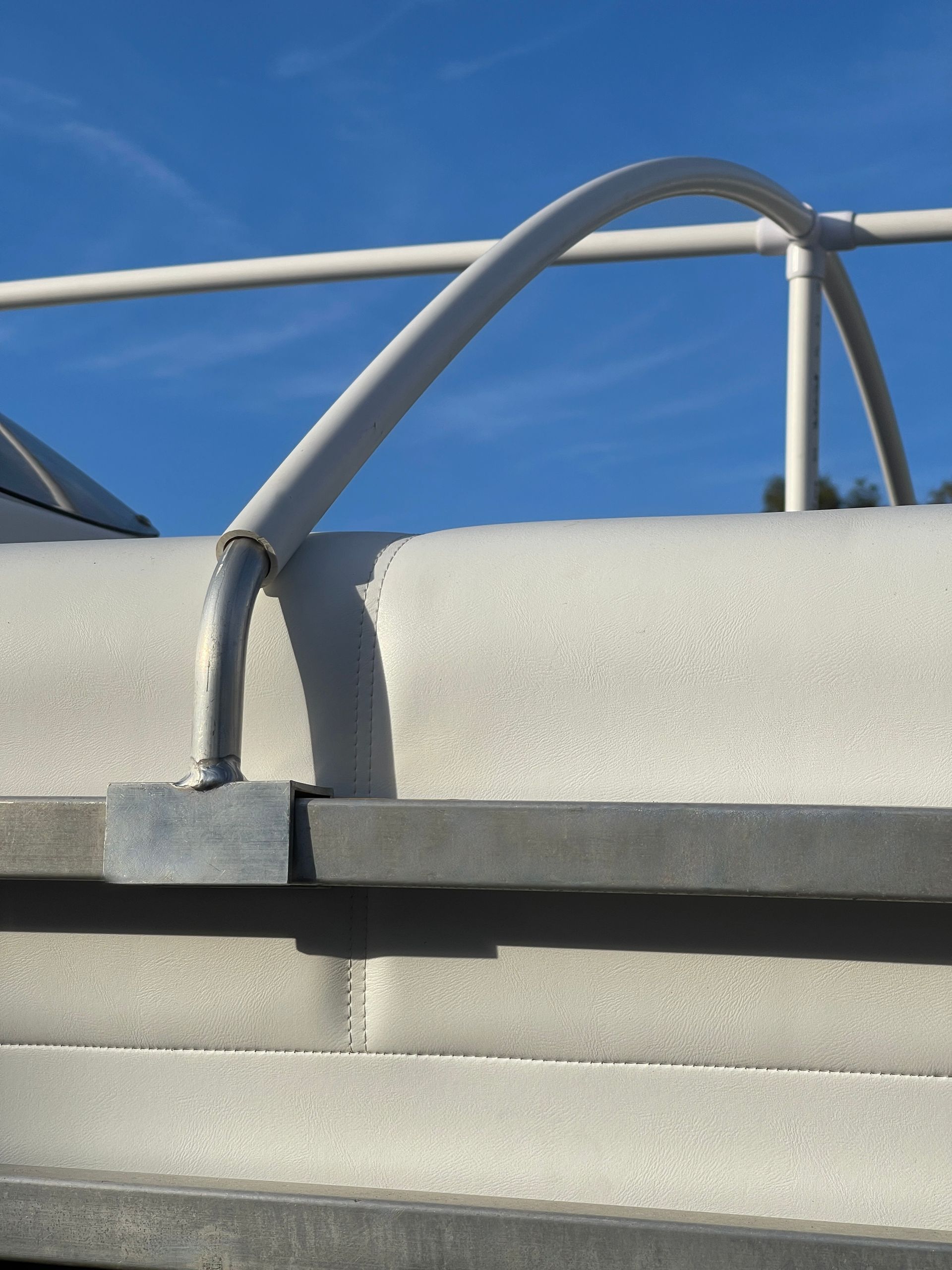 22'-26' Pontoon Boat Canvas Solution with 18 Gator Bites.