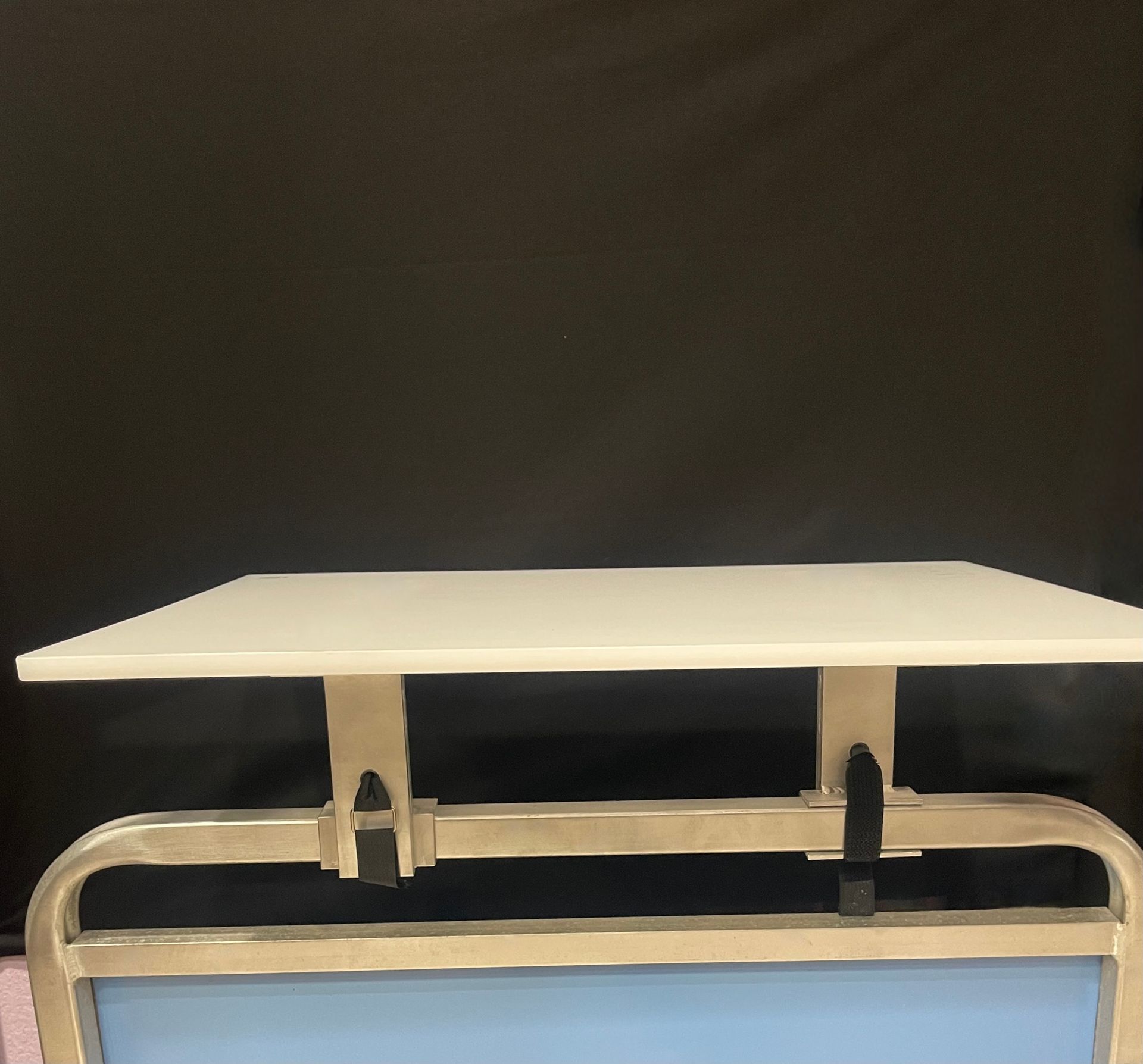 Pontoon Boat Twist N Lock® Grill Base Table