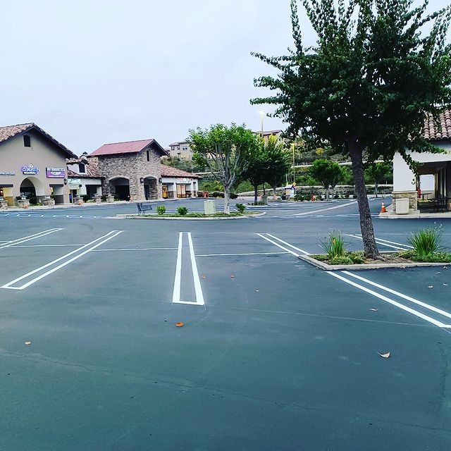 shopping center3