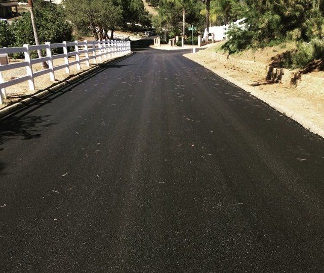 Asphalt paving10
