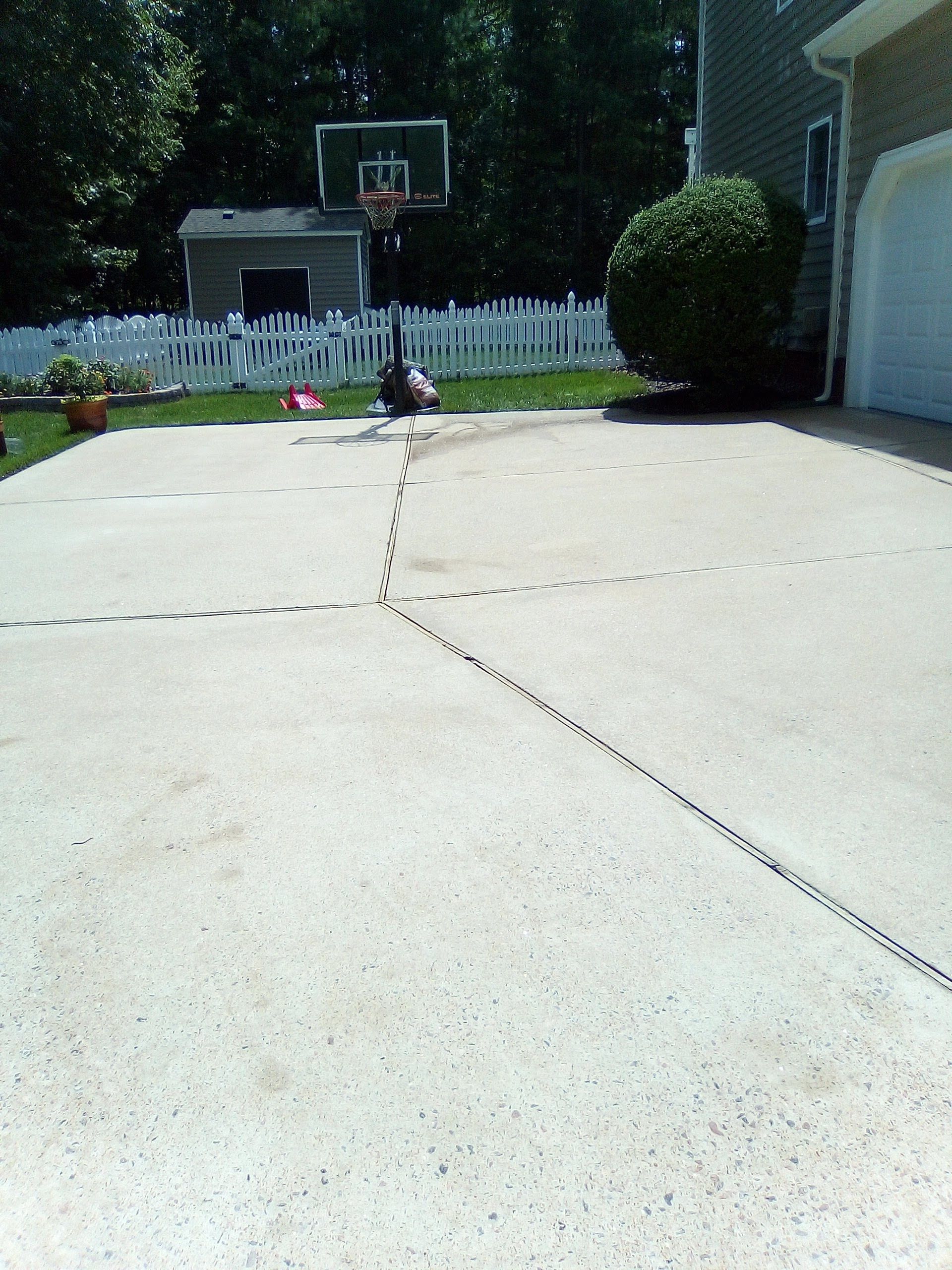 Afer Wash Drive Way — Richmond, VA — A + Pressure Washing