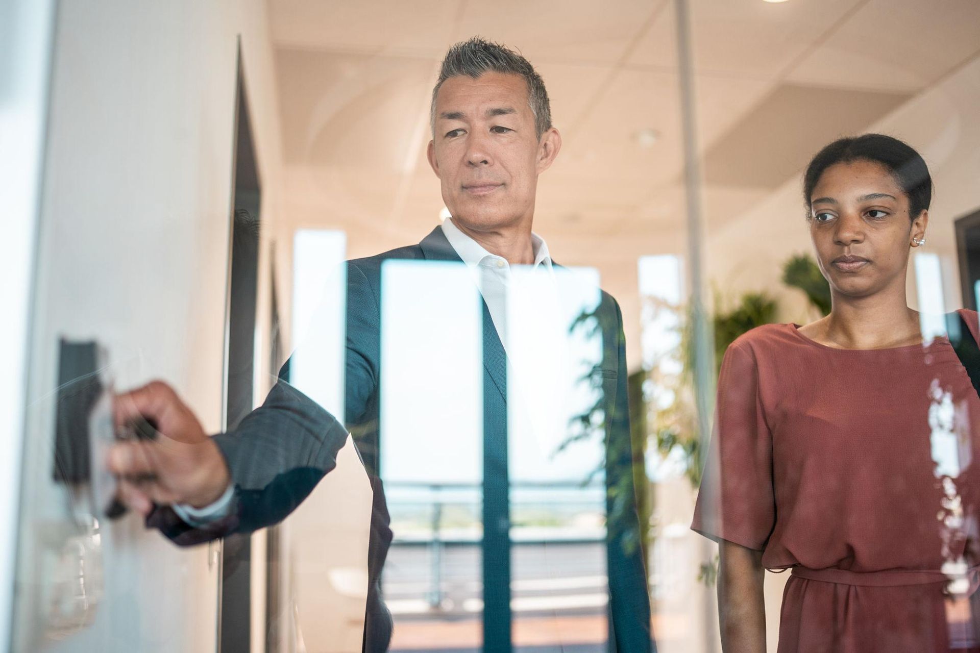 Representatieve servicemedewerker voor organisaties