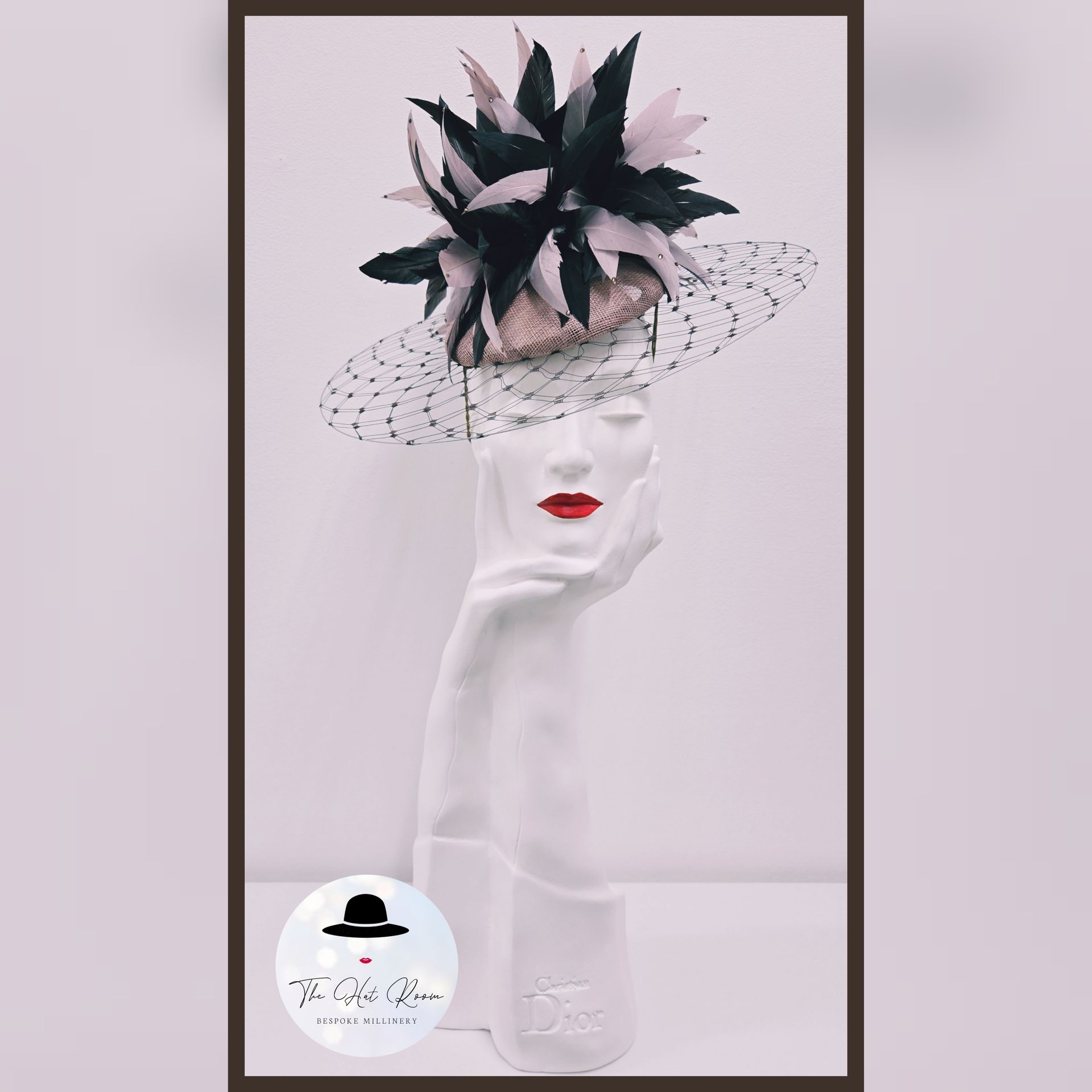 Straw Button
Sinamay Button
Veil brim
large feather flower
Ascot
Cheltenham
Mother of the Bride
Mother of the Groom