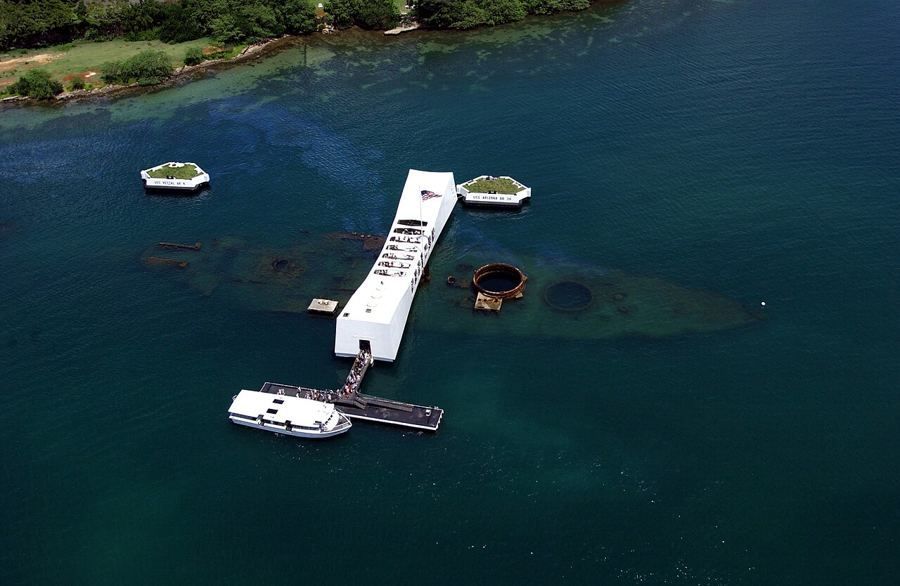 Pearl Harbor & USS Arizona Memorial