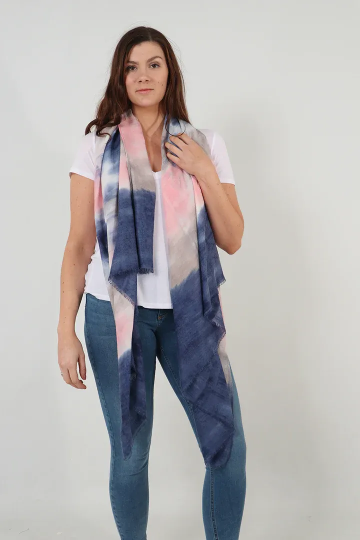 Designer handbags, cloths, hat and goggles
