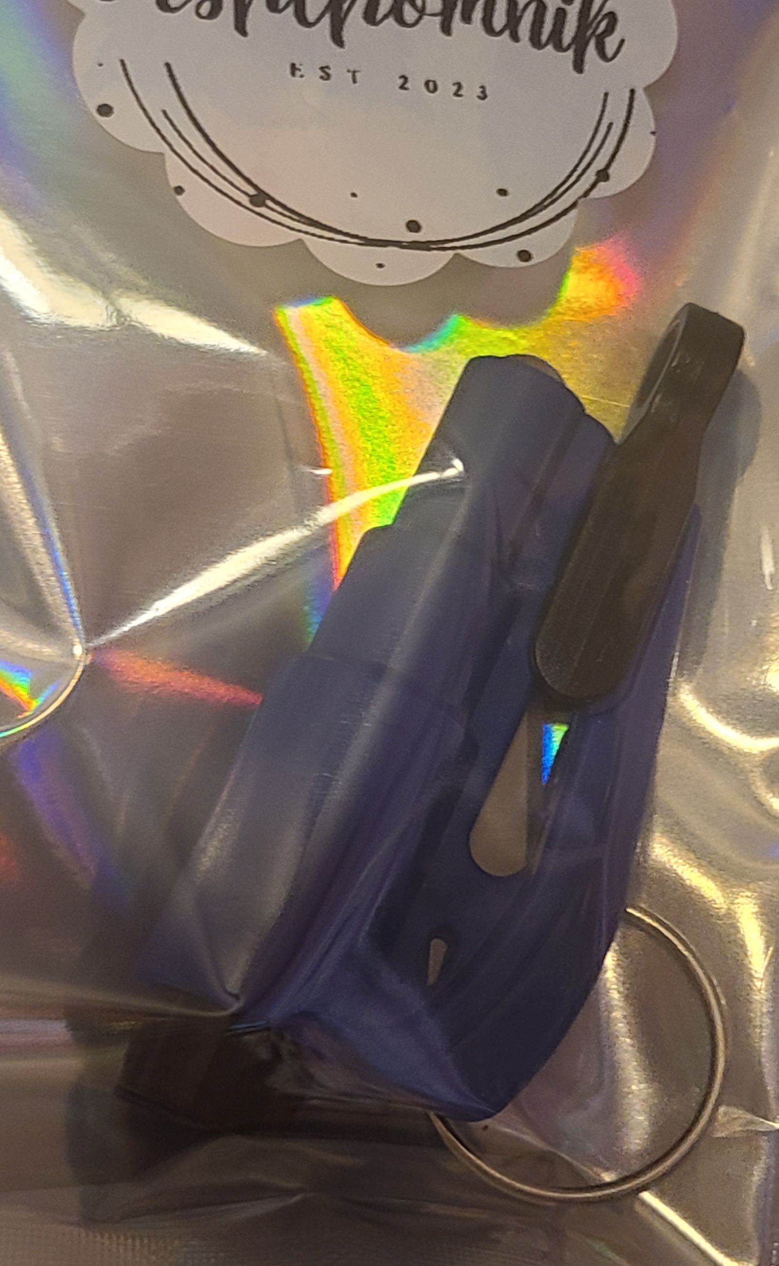Seatbelt & Window Breaker Keychain
