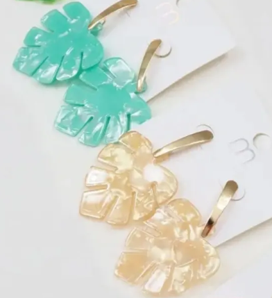 Leaf drop earrings