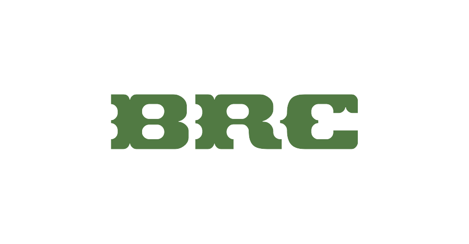 Un logo « BRC » stylisé en vert sur fond blanc.