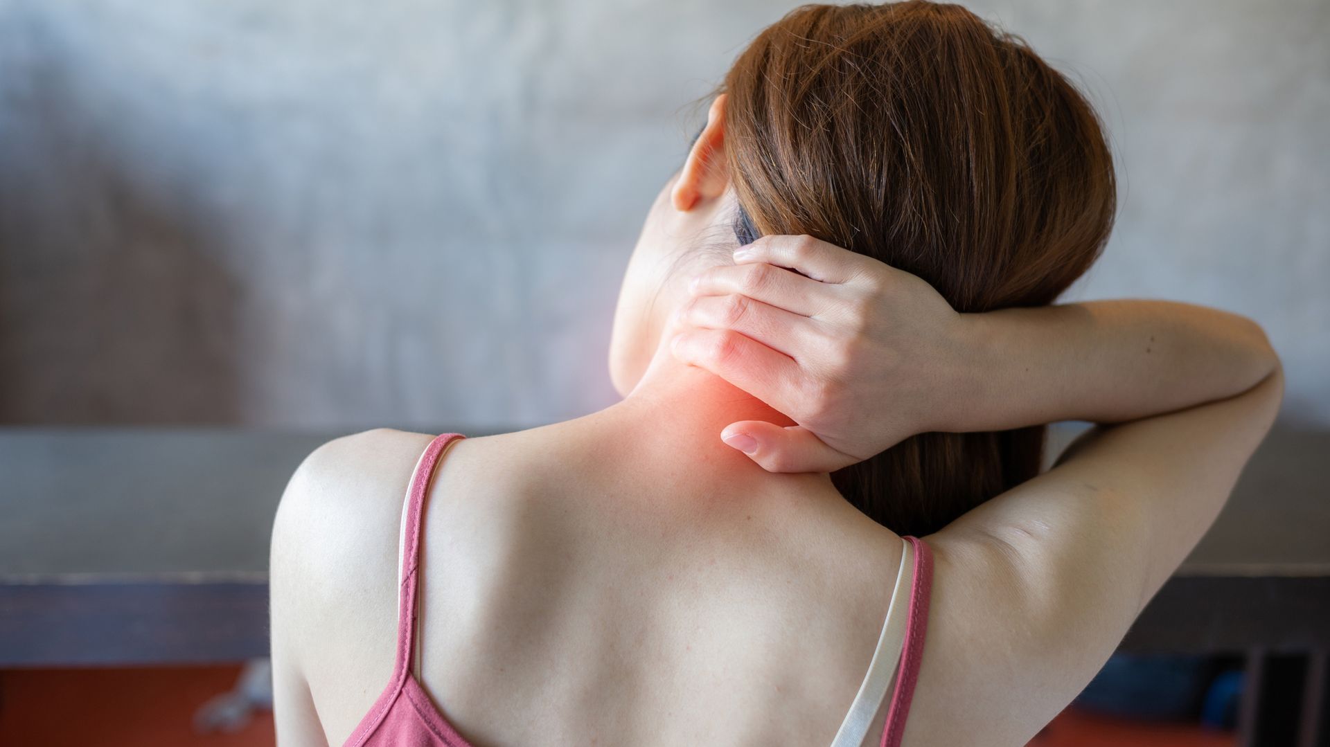 Woman Having Back Pain - New Bloomfield, PA - Mulhollem Chiropractic Clinic Woman Having Back Pain - New Bloomfield, PA - Mulhollem Chiropractic Clinic
