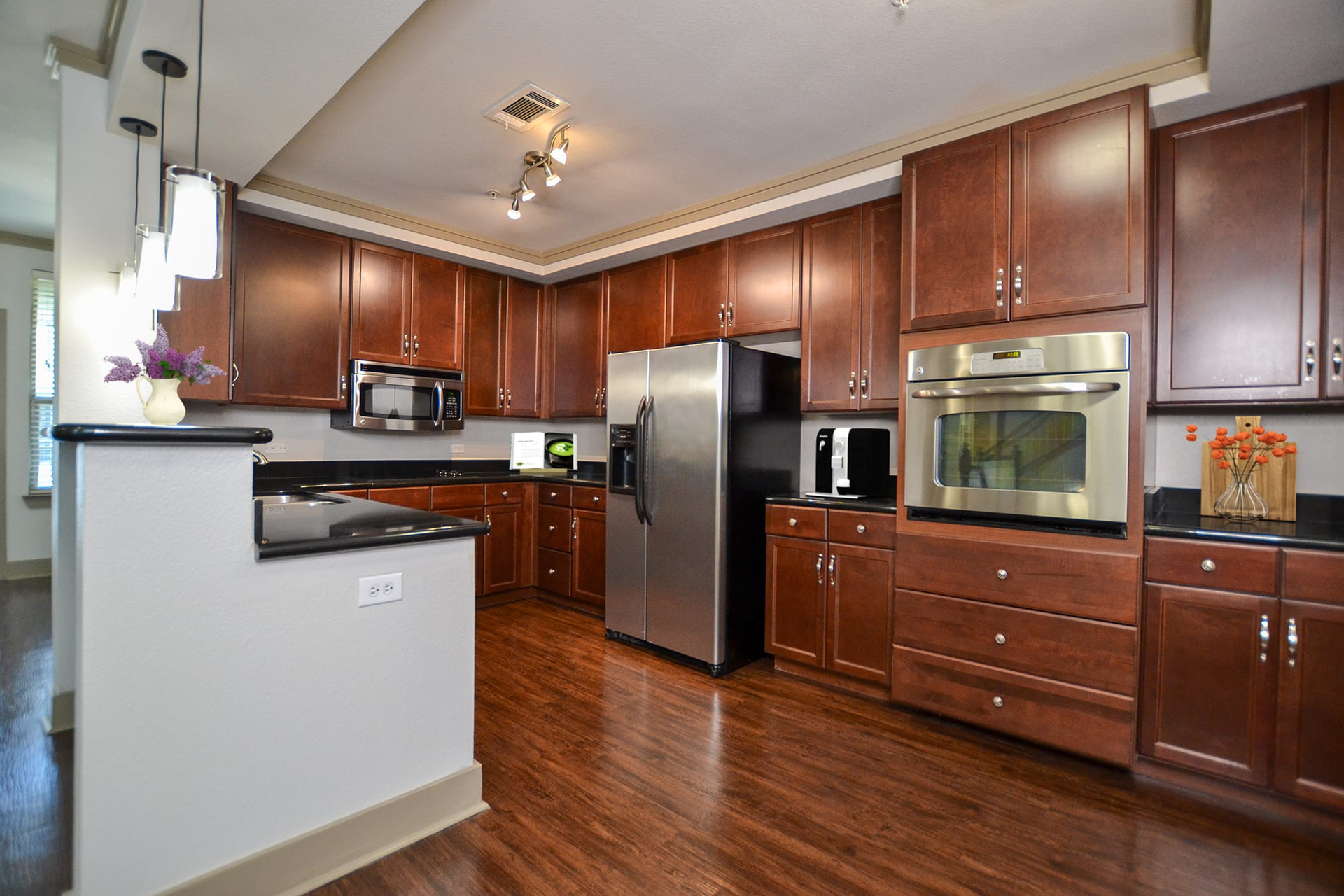 Gourmet Chef Kitchen at The Marquis of State Thomas