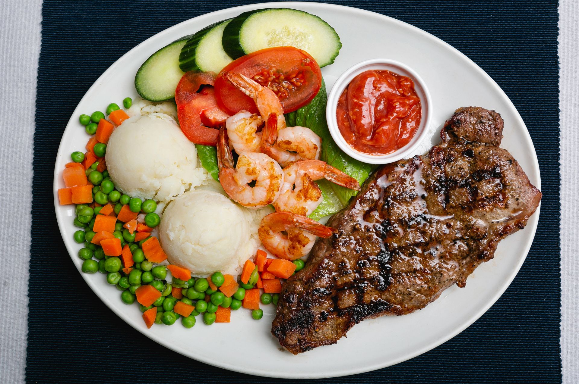 Seashore Restaurant & Blue Rock Lounge