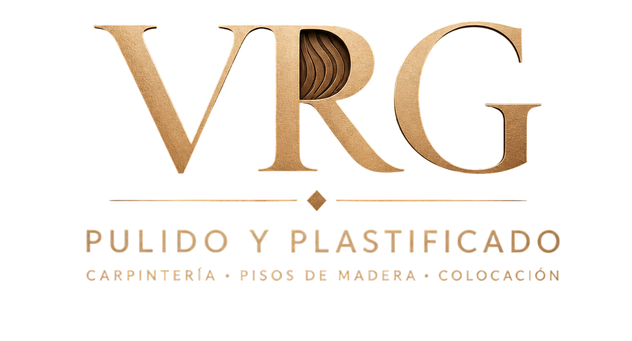 Logo dorado “VRG Pulido y Plastificado” con subtítulo “Carpintería • Pisos de madera • Colocación”
