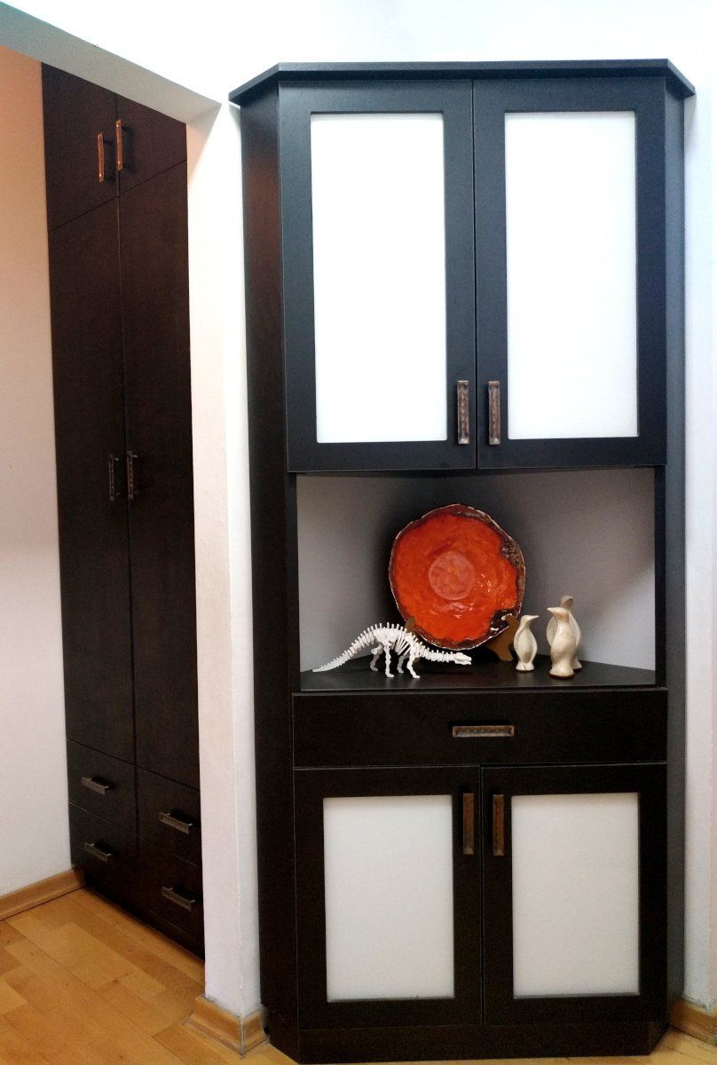 Corner Cabinet