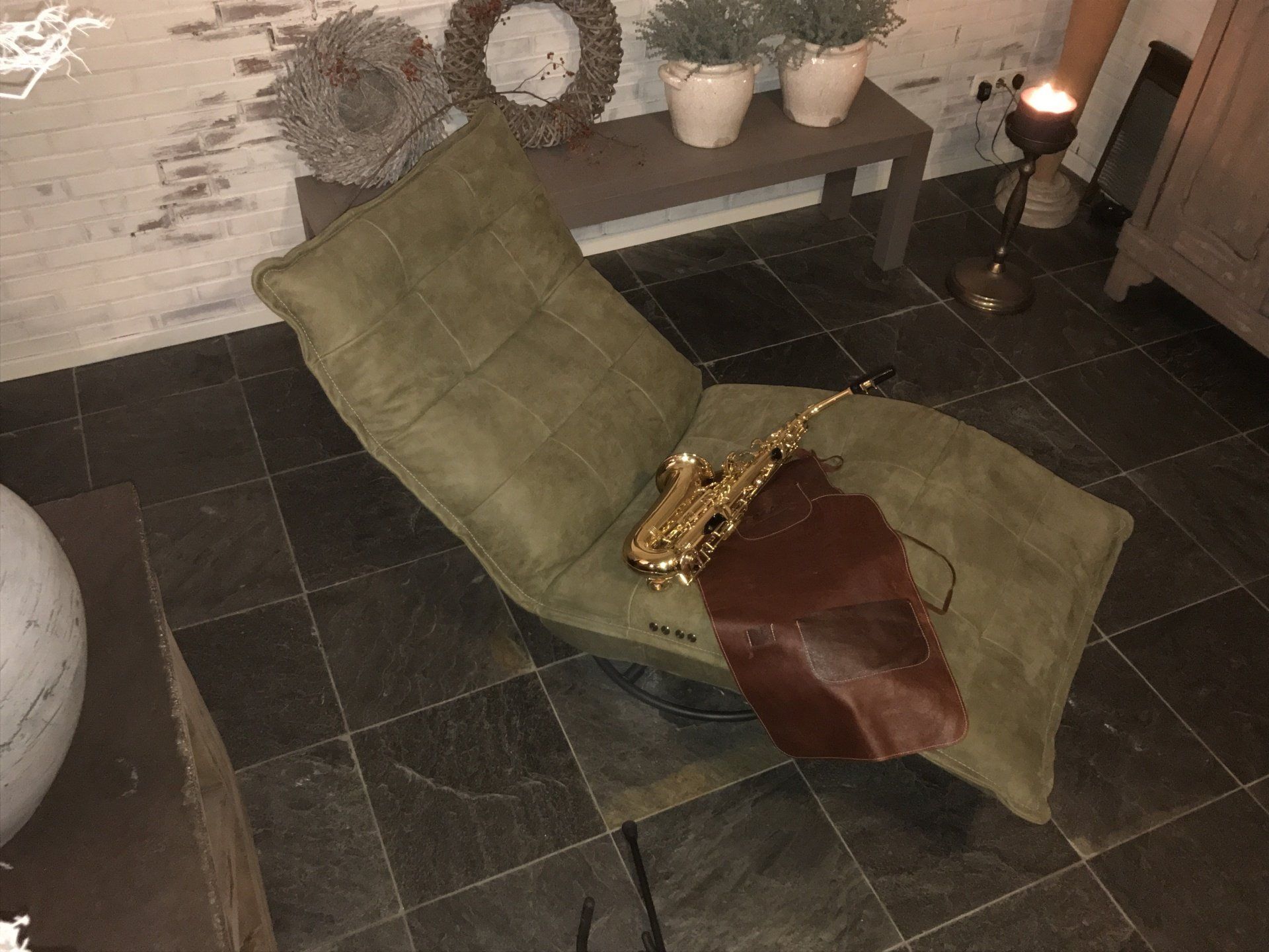 Leren elektrische relaxfauteuil met uitstekend zitcomfort Sta op stoel kopen? De beste prijs vind je bij Relaxa
