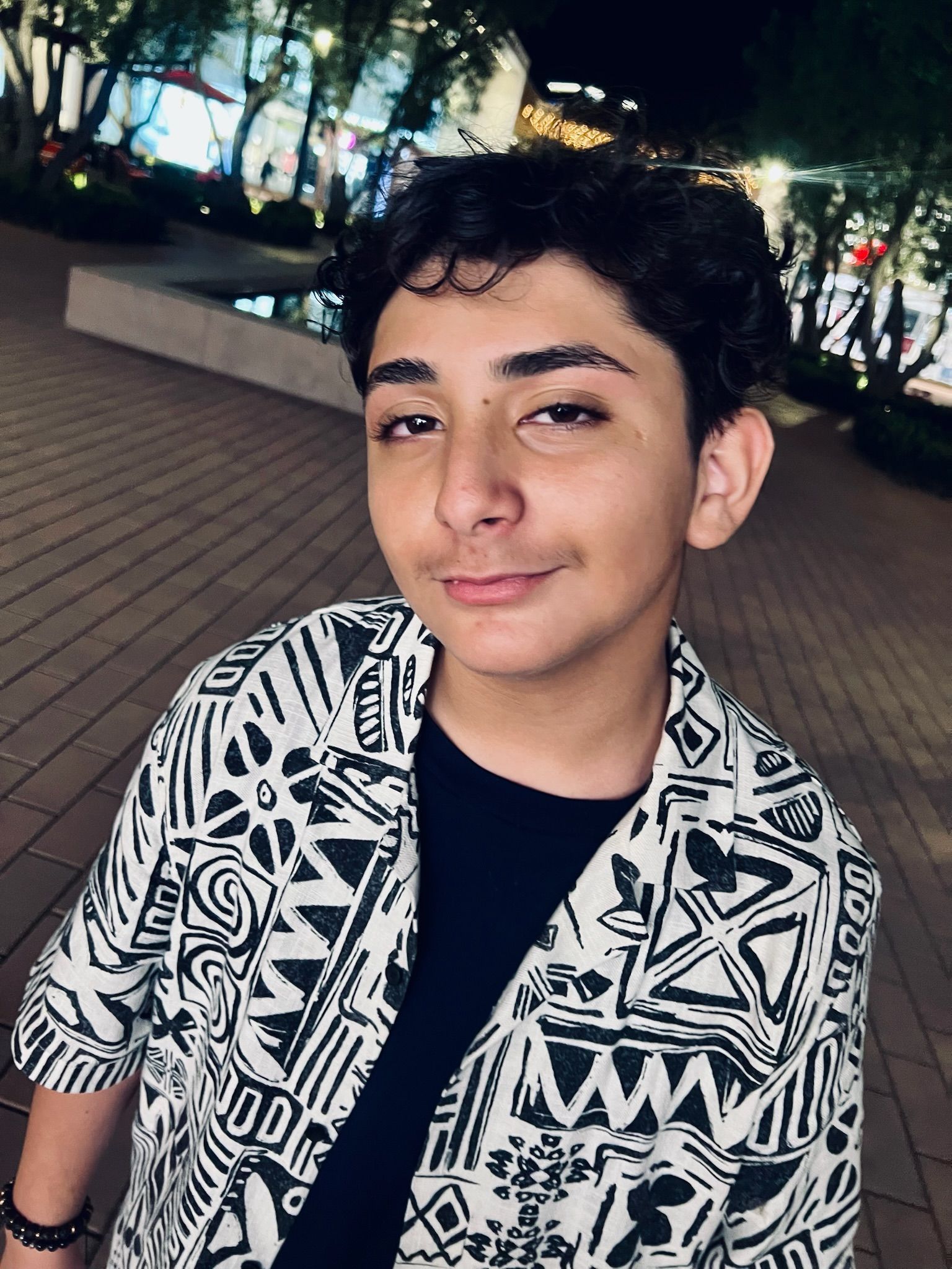 thumbnail size photo of Jonathan Ares Mandegari - Kazemi