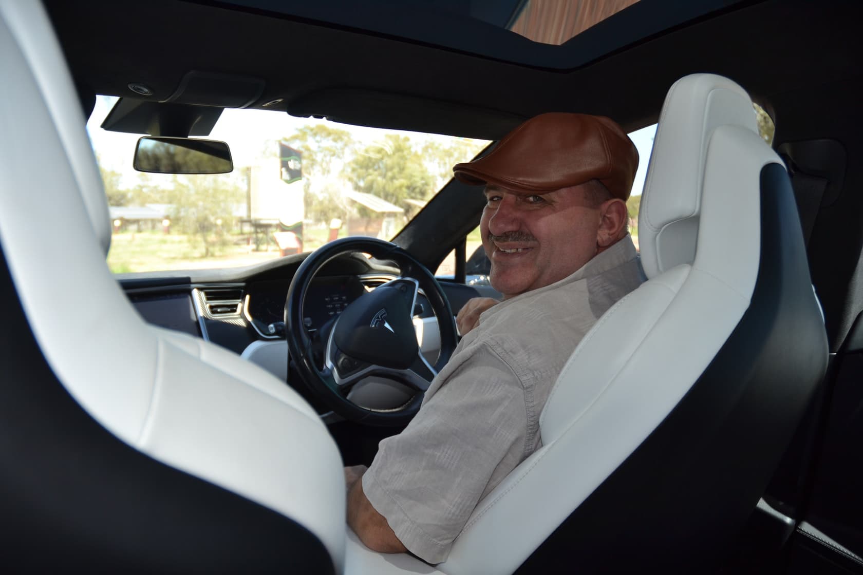 Wheelies Private Hire Electric Car Hire in Alice Springs