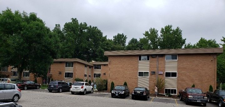 Units With Parked Cars — Ames, IA — Howell Investment Finance