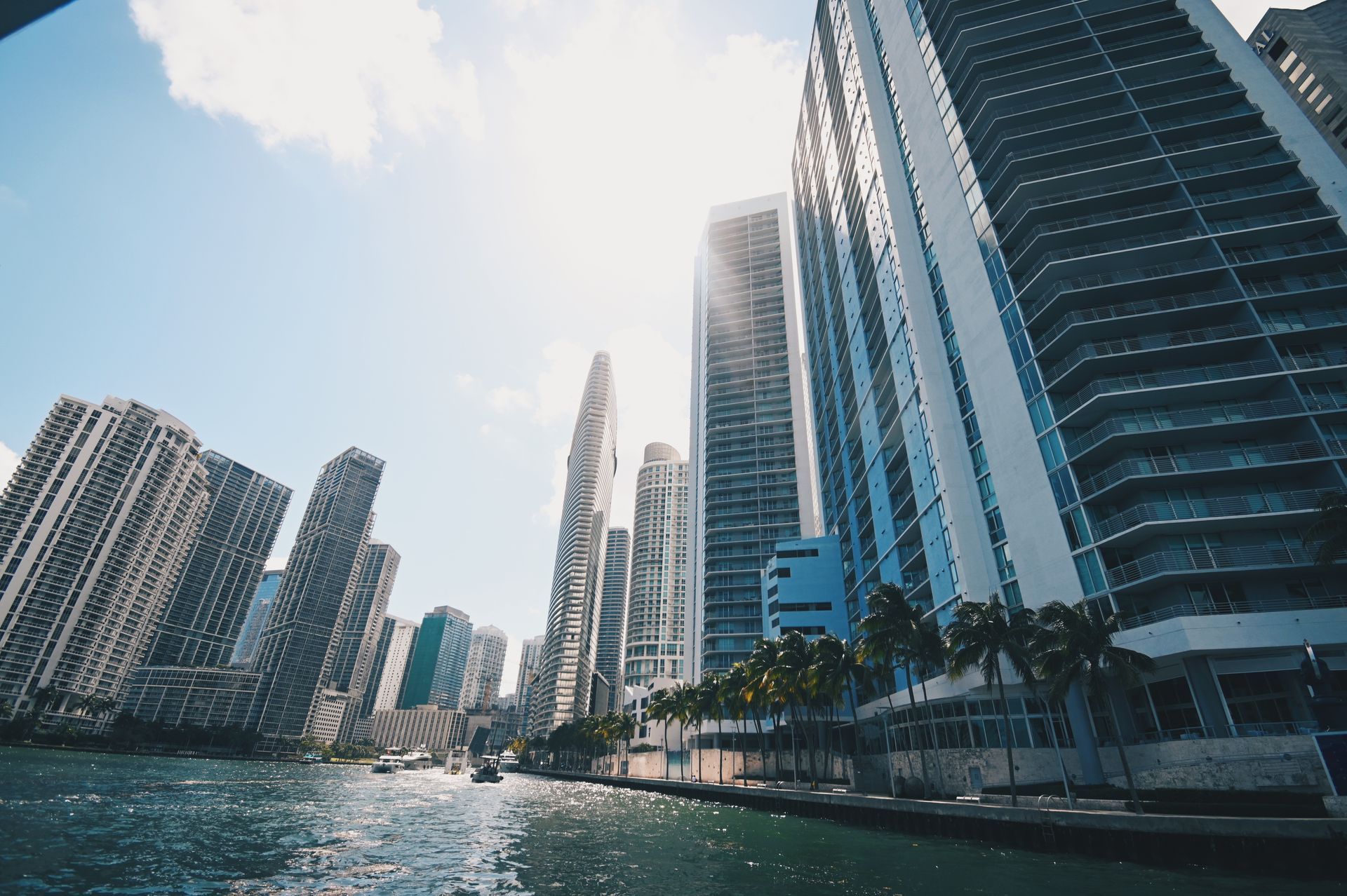 Iconic view of downtown Miami from the water during the skyline cruise β often highlighted in Reviews of the Miami Boat Tour for its breathtaking scenery.