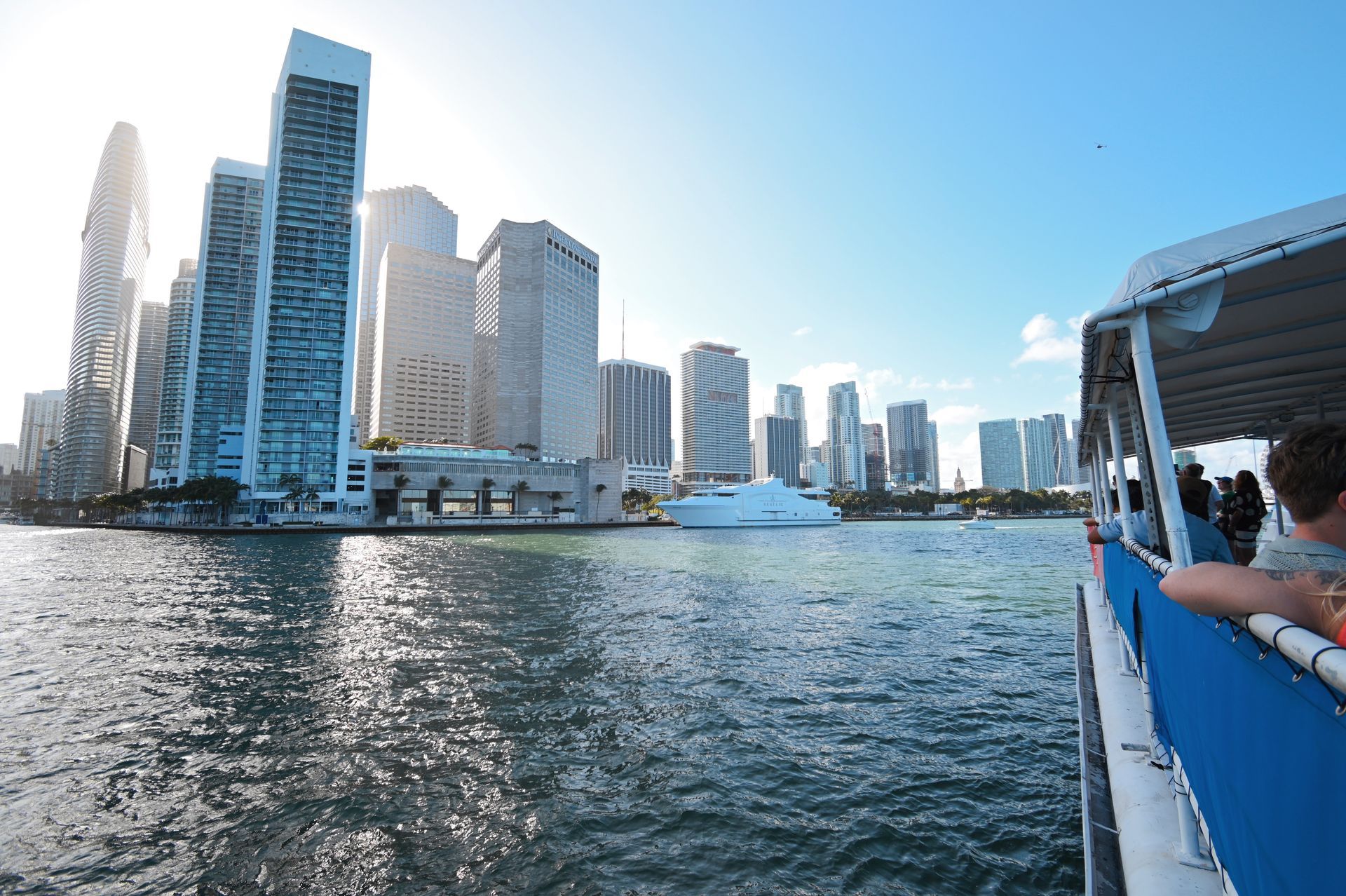 Bayside Boat tour in the entrance of the Miami River