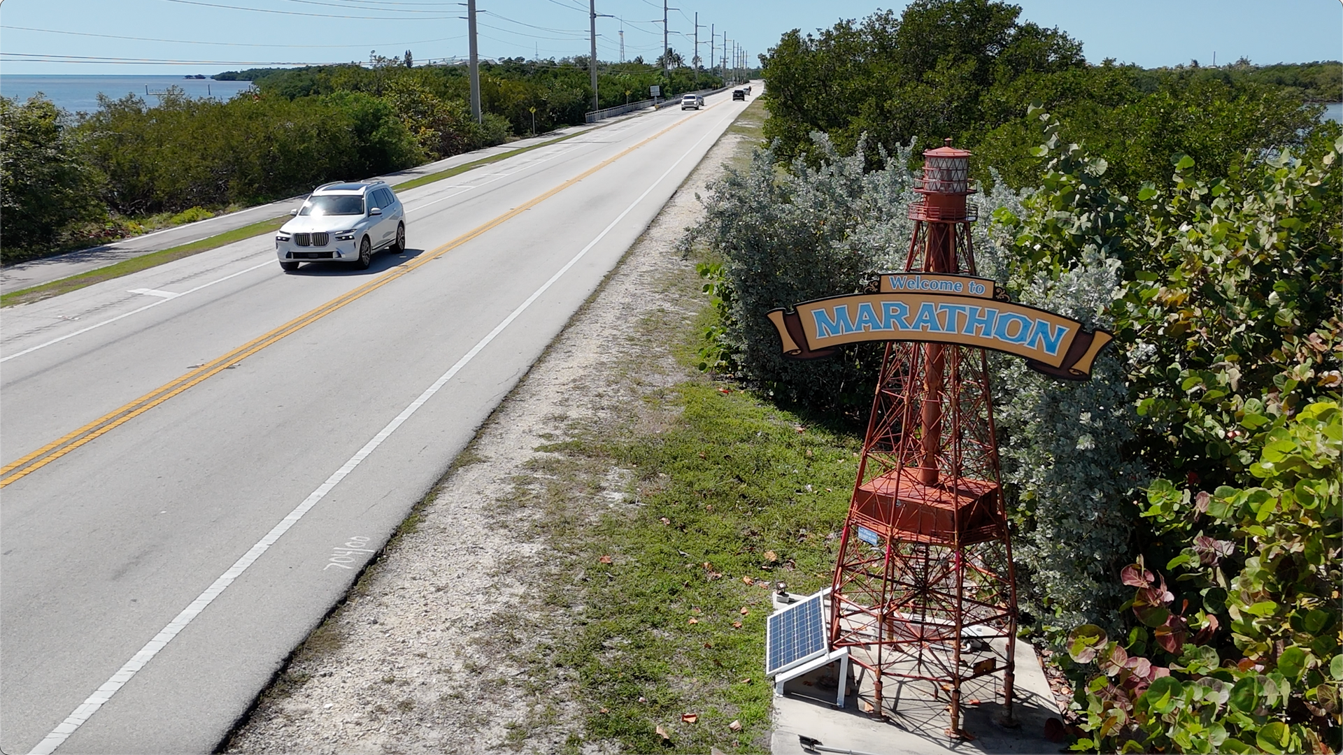 enjoy a key west bus tour from Miami passing by Marathon Key.