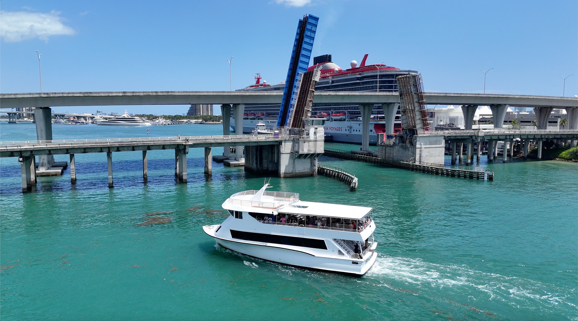 Bayride Boat Tour