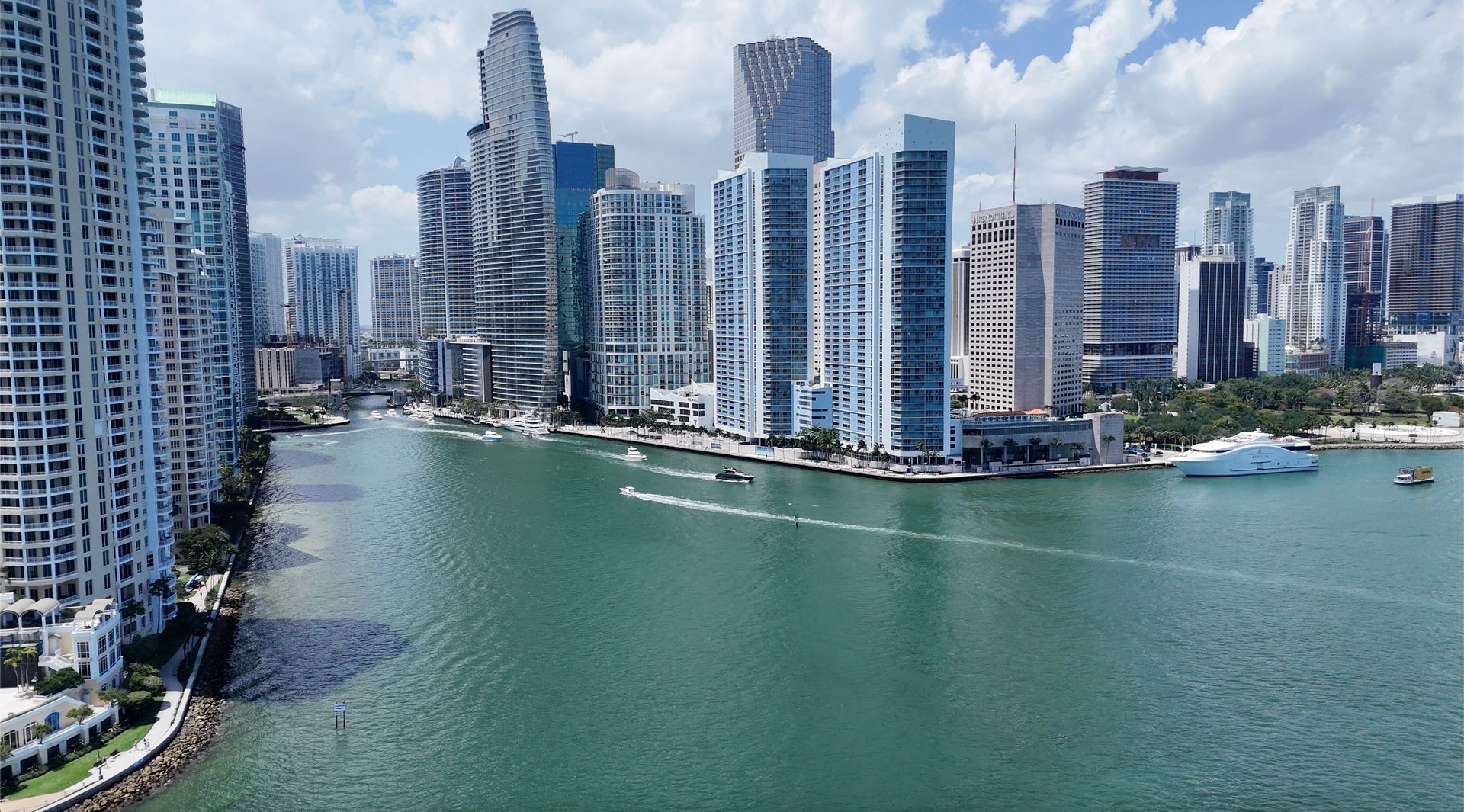 Views of the Miami Skyline from the Bayside Boat Tour