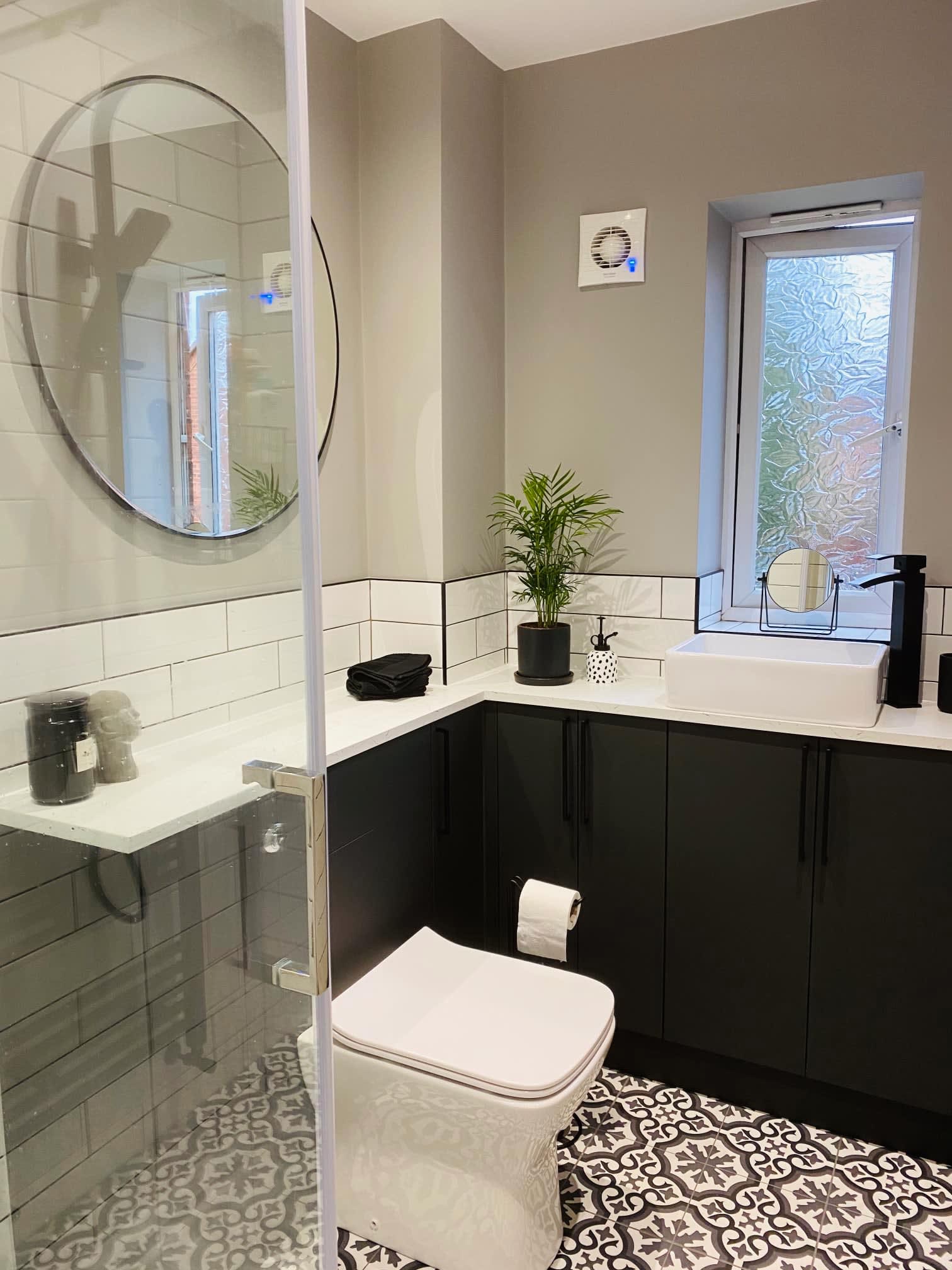 Bathroom corner