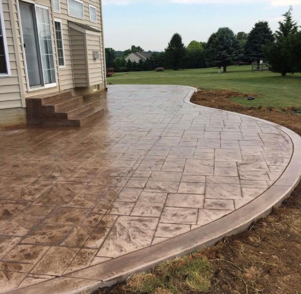 concrete patio installed by crockett and sons concrete
