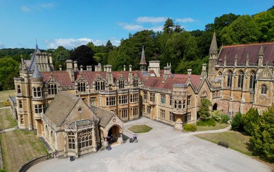 Free-Client-Guide-To-Listed-Building-Projects-South-West