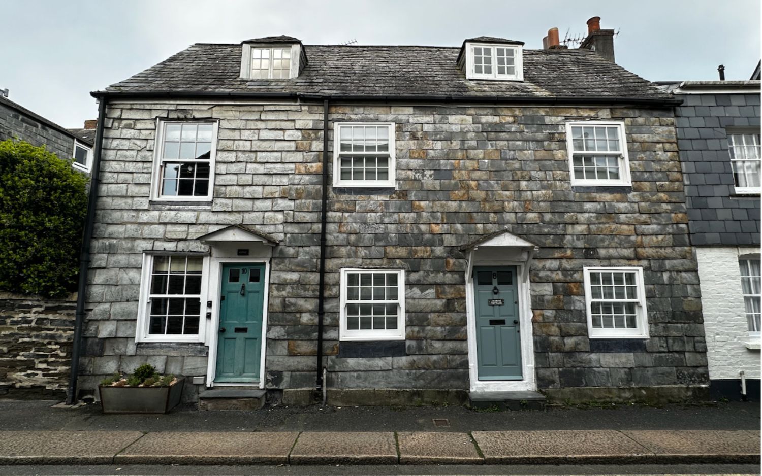 Photo of Cove Cottage before repairs