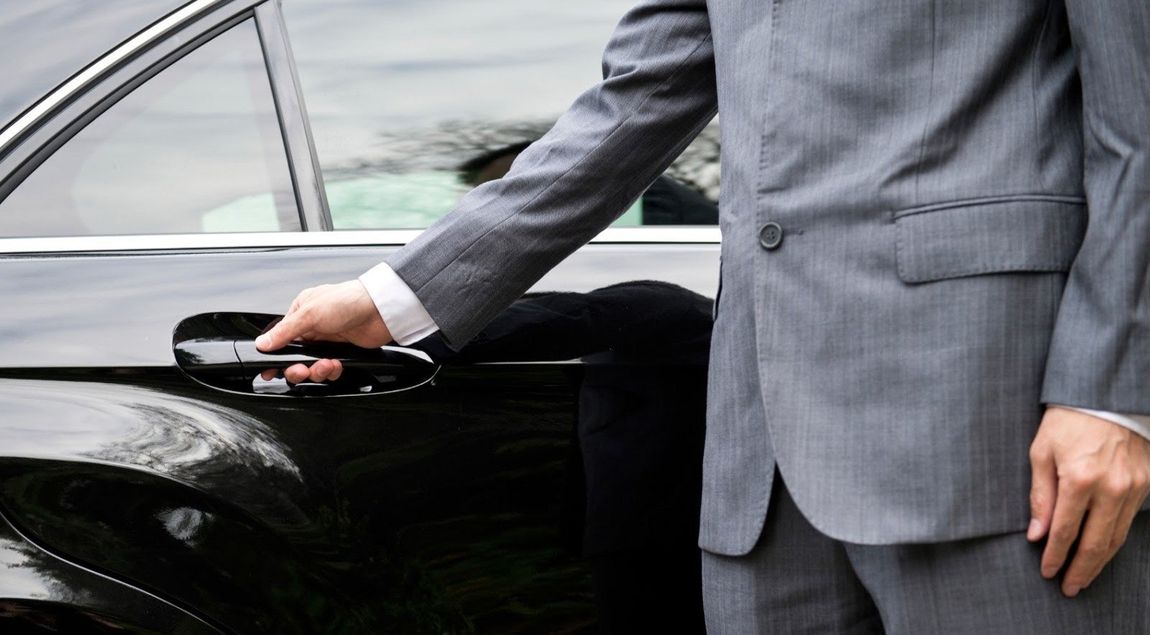 noleggio auto e pulmino con conducente