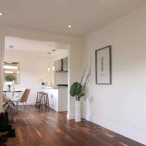 Grande Tile and Reno Plus hardwood flooring gallery image
