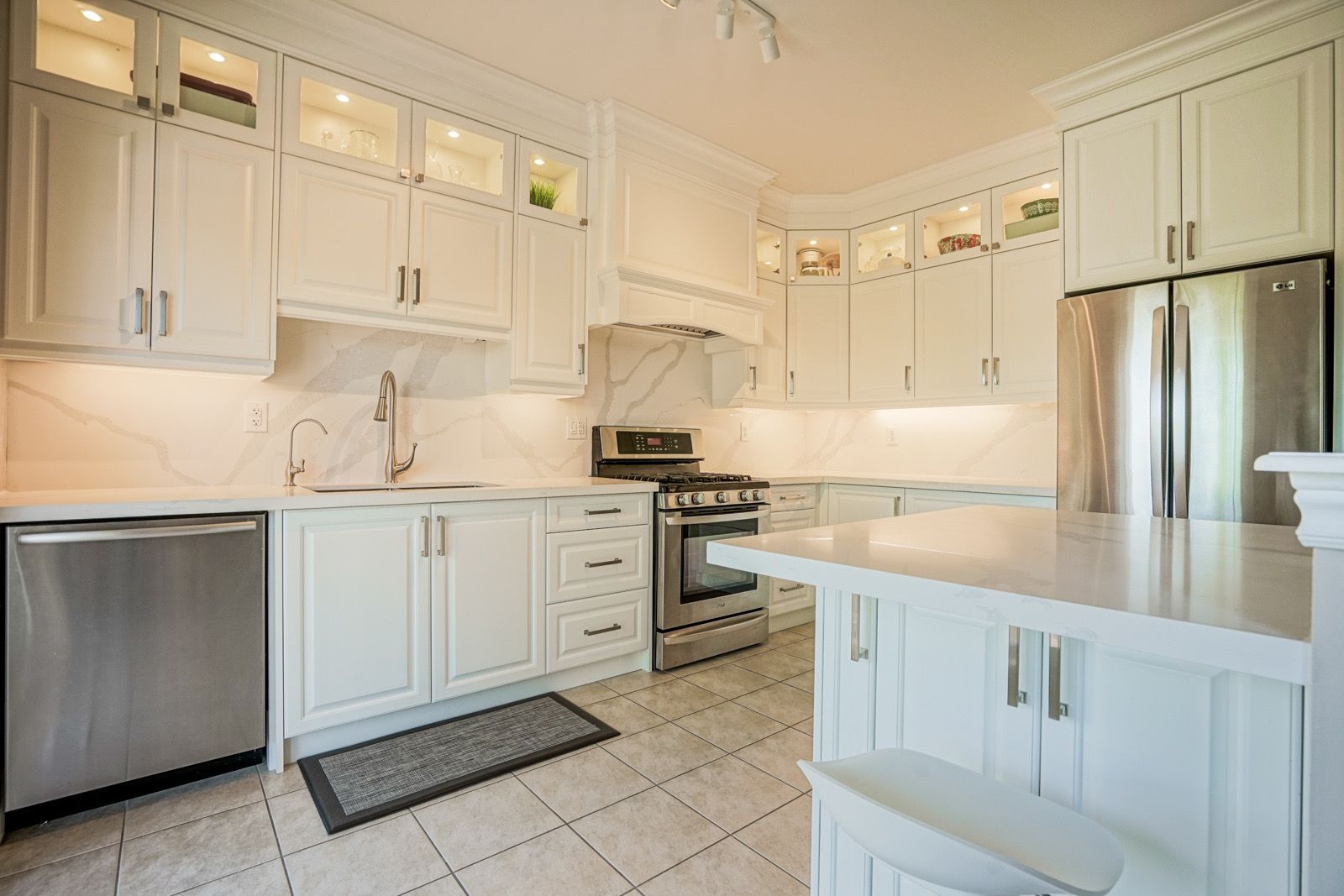 Grande Tile and Reno Plus recent renovation projects