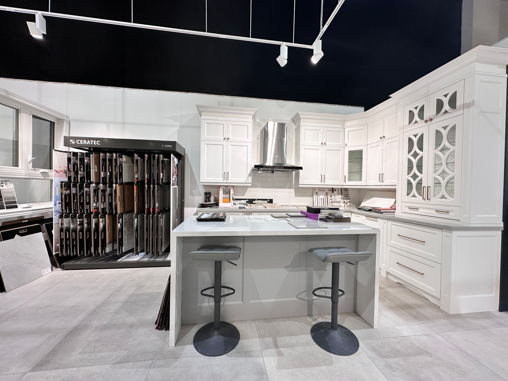 Grande Tile and Reno Plus Showroom Space