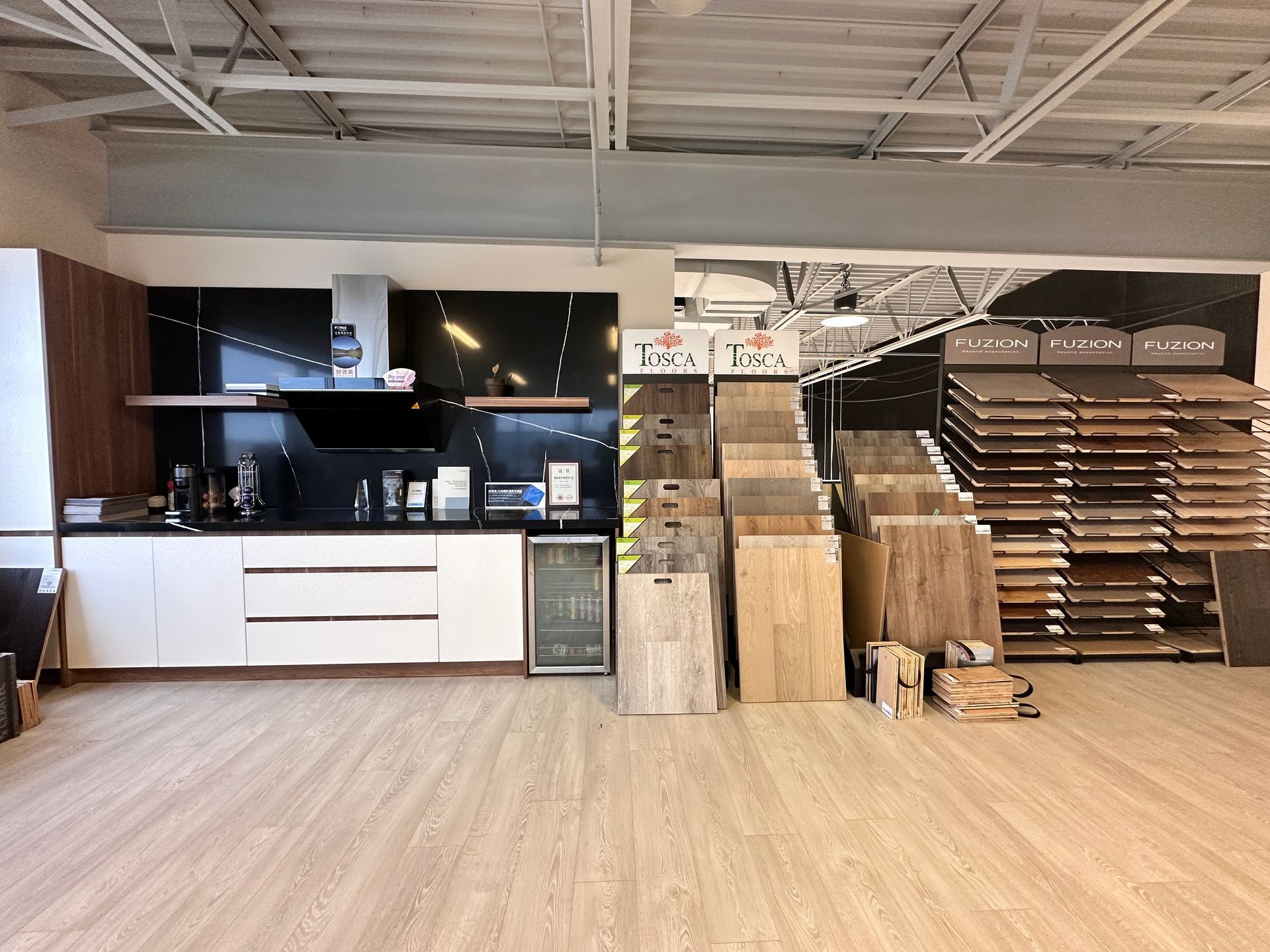 Grande Tile and Reno Plus Showroom Space