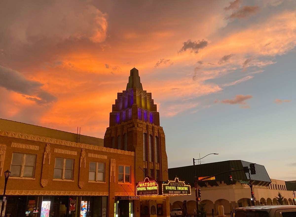 Stiefel Theatre, Salina, Kansas, sunset, architecture