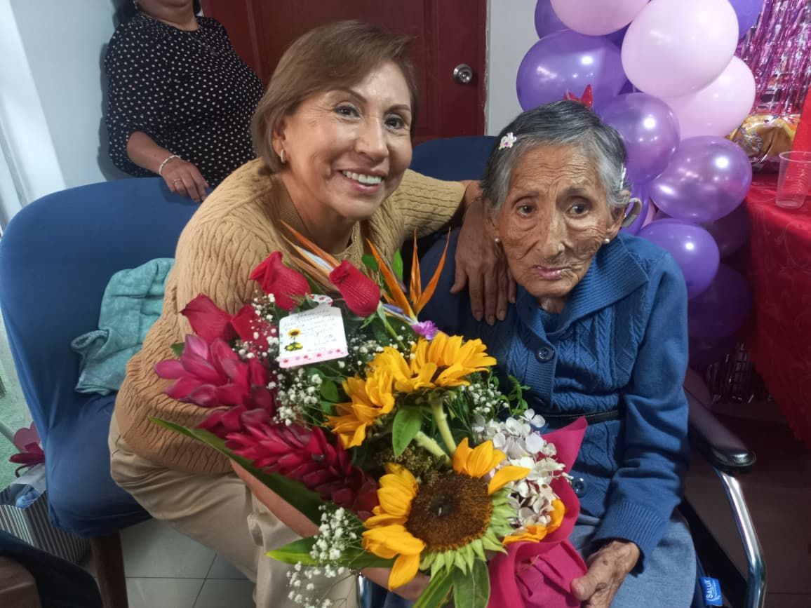 Atención integral al adulto mayor