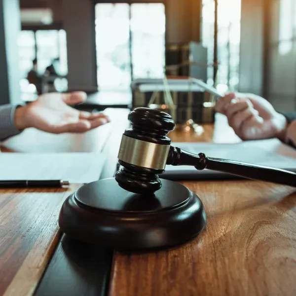 An image of an experienced truck accident lawyer providing legal representation.