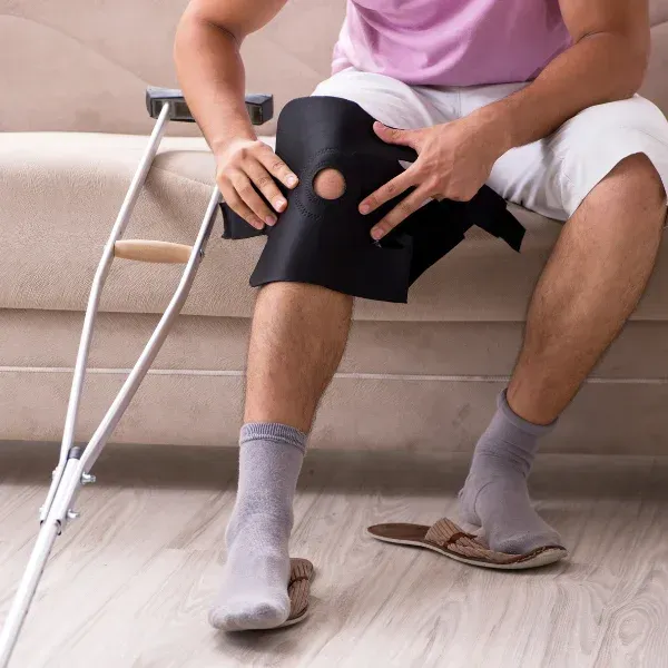 Image showing a commercial vehicle accident victim recovering in Georgia.