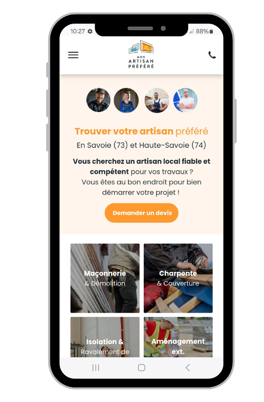 Un téléphone portable avec un site Web ouvert dessus.