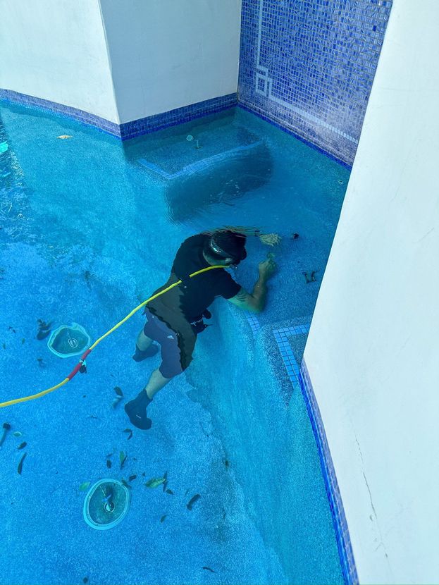 pool leak detection near me